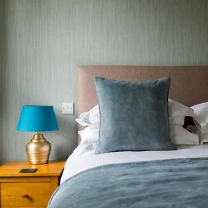 5* Guest house Chestnuts House Boutique